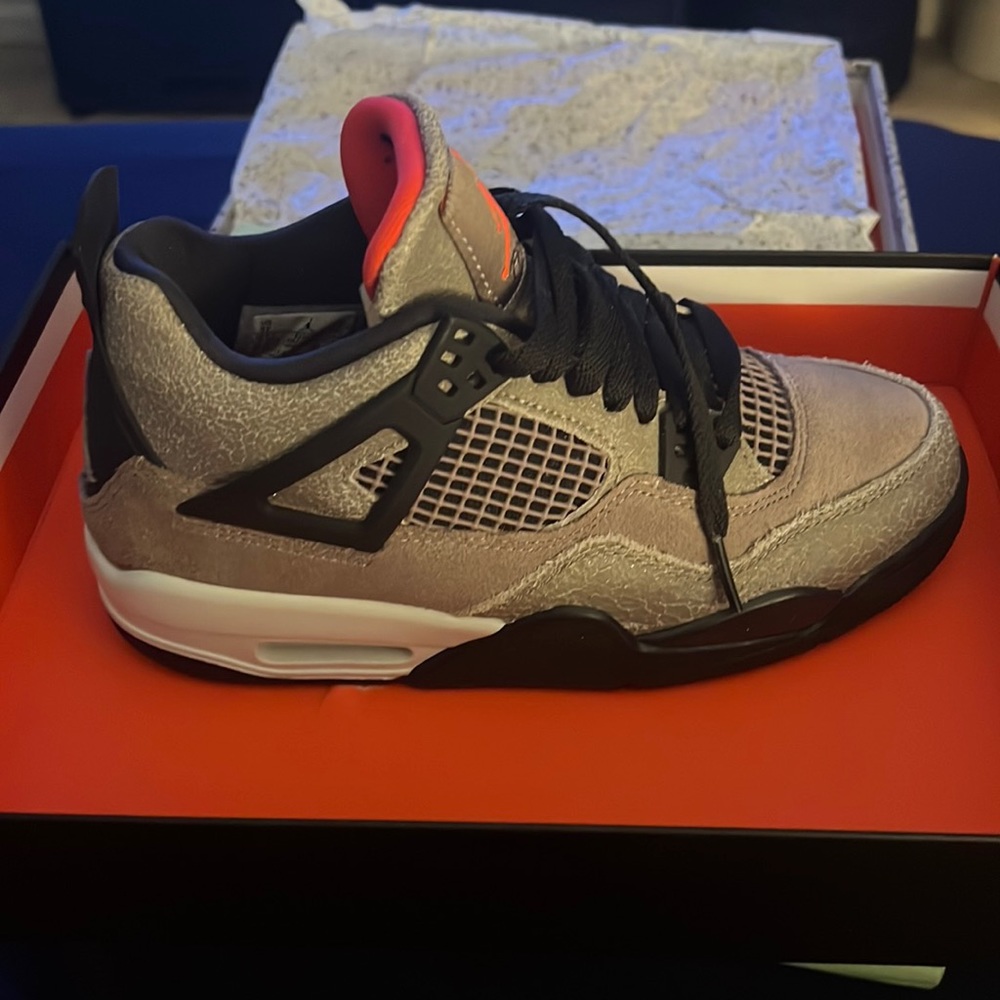 Jordan 4 Taupe Red